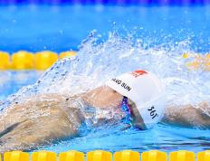 ayx爱游戏优惠 -MAD带队取胜！穆雷关键时刻巧妙战术调整赢得满堂喝彩